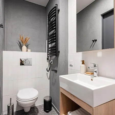 Hotel apartamentowy Shed Coliving 3*