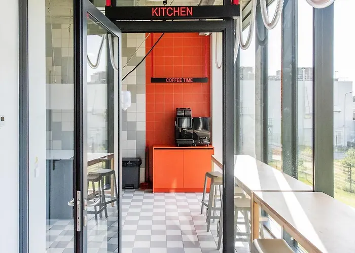 Shed Coliving Apartmanhotel