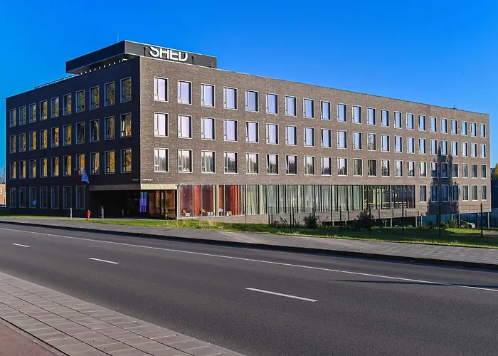 Shed Coliving Apartmanhotel 3*