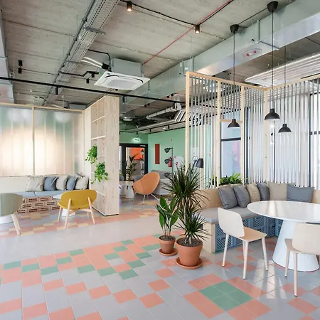 מלון דירות Shed Coliving וילנה